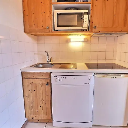 A La Tania, 25m², 4 Pers, Skis Aux Pieds, Proche Centre Et Remontees Mecaniques - Fr-1-182a-16 Courchevel