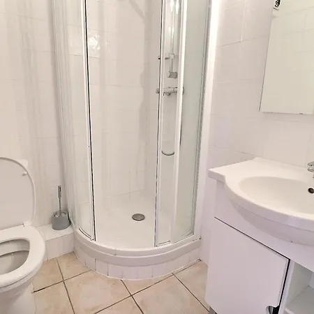 A La Tania, 25m², 4 Pers, Skis Aux Pieds, Proche Centre Et Remontees Mecaniques - Fr-1-182a-16 Courchevel